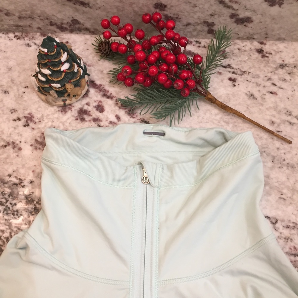 lululemon athletica Mint Aqua Performance Pullover - Picture 9 of 16